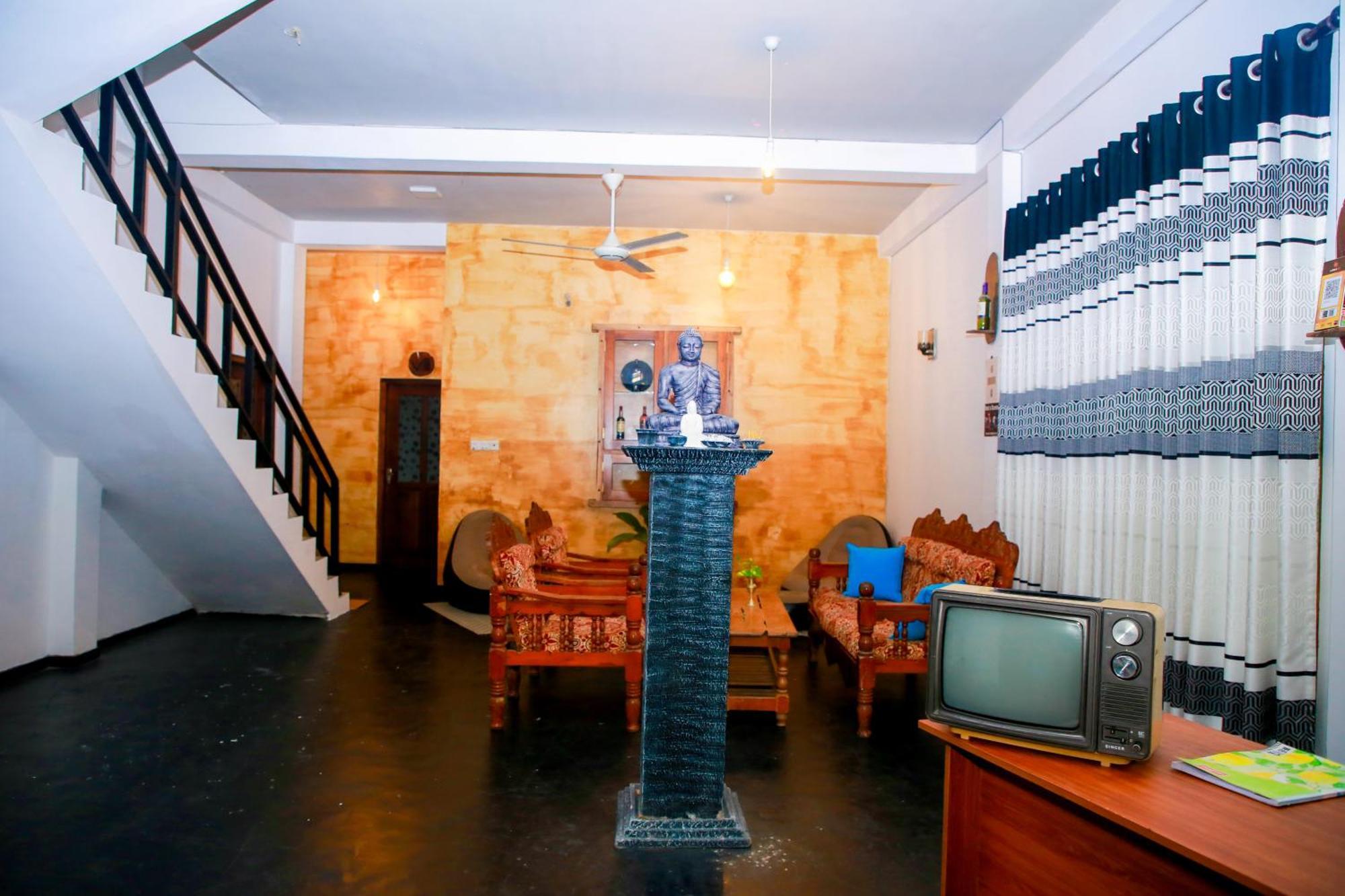 Leo Homestay Dikwella Εξωτερικό φωτογραφία