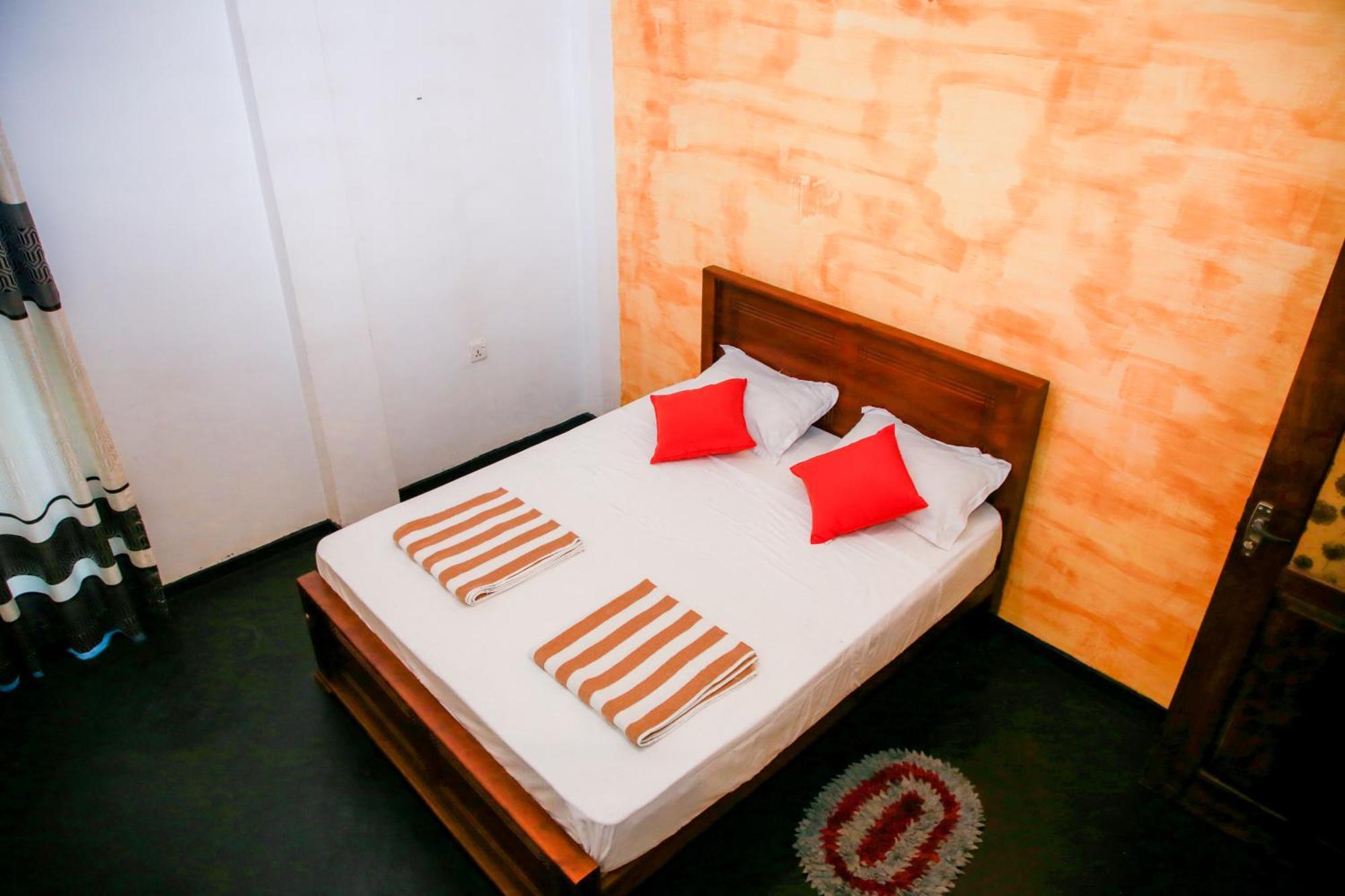 Leo Homestay Dikwella Εξωτερικό φωτογραφία